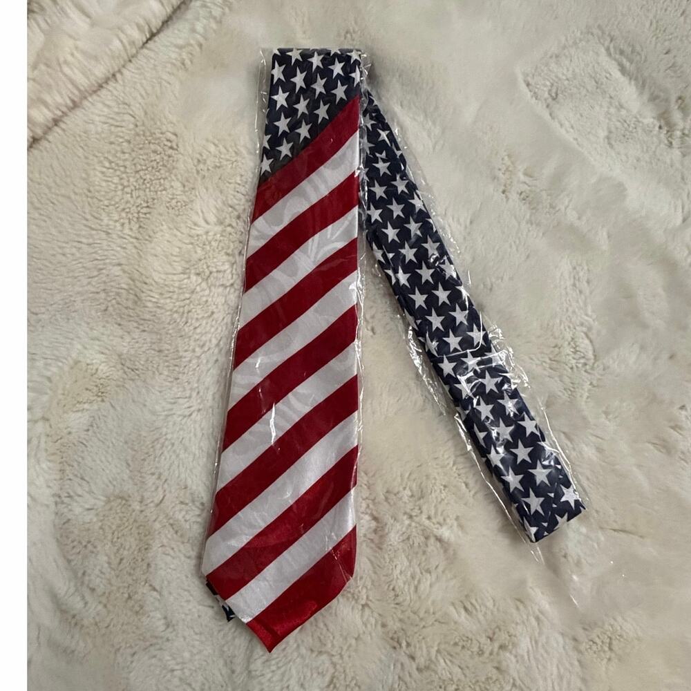Land of Liberty patriotic necktie- blue & white with American flags-patriotic - Picture 1 of 4